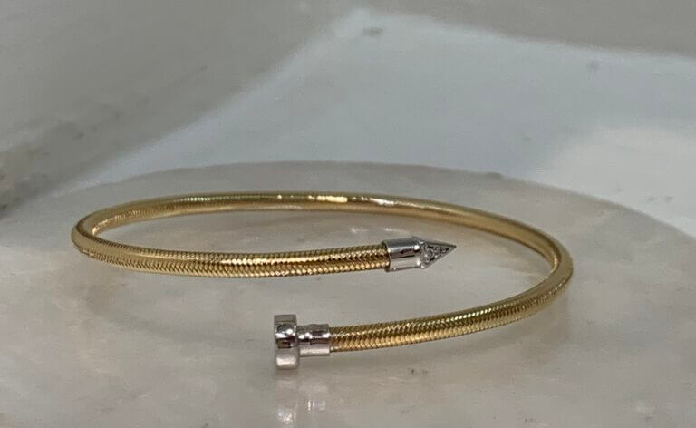Yellow Gold Snake chain open nail bracelet